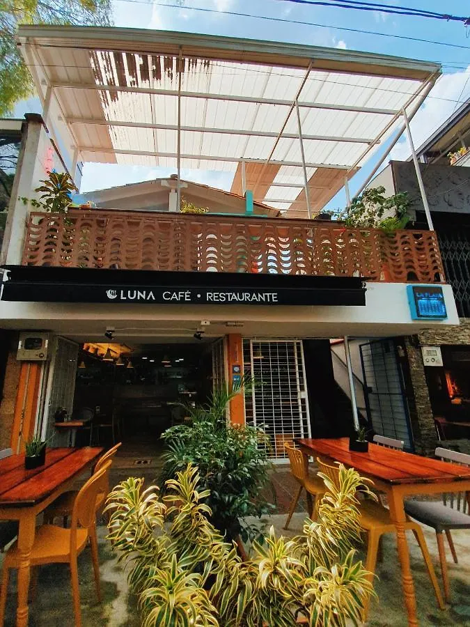 La Playa Hostel & Rooftop Medellin
