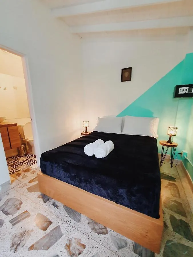La Playa Hostel & Rooftop Medellin