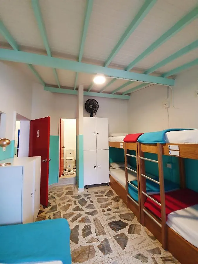 מדיין La Playa Hostel & Rooftop