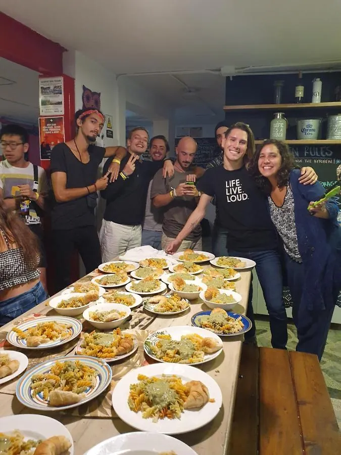 מדיין La Playa Hostel & Rooftop